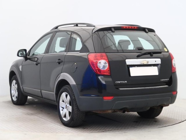 Chevrolet Captiva  2.4 i 