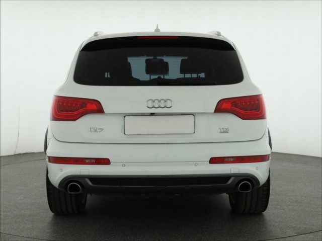 Audi Q7  3.0 TDI S-Line