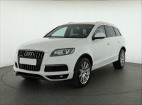Audi Q7  3.0 TDI S-Line