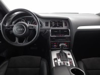 Audi Q7  3.0 TDI S-Line