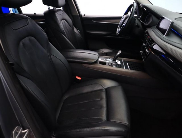 BMW X5  xDrive40d 