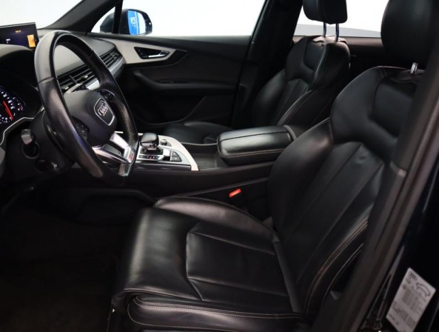 Audi Q7  3.0 TDI S-Line