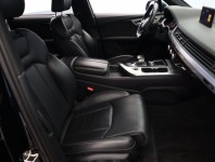 Audi Q7  3.0 TDI S-Line