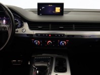 Audi Q7  3.0 TDI S-Line