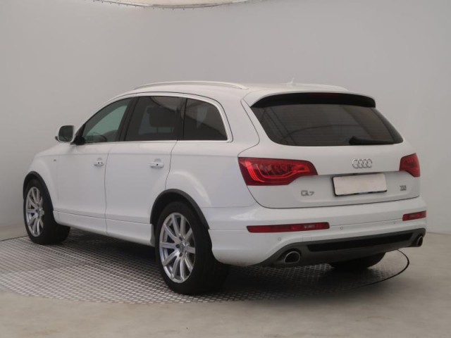 Audi Q7  3.0 TDI S-Line