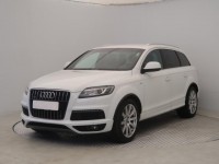 Audi Q7  3.0 TDI S-Line