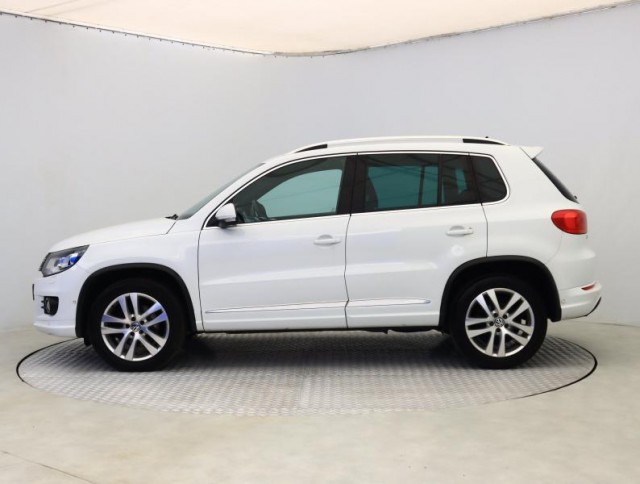Volkswagen Tiguan  2.0 TDI Sport