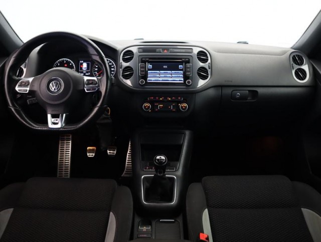 Volkswagen Tiguan  2.0 TDI Sport