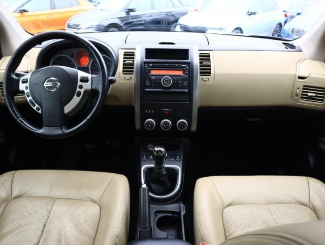 Nissan X-Trail  2.0 dCi 