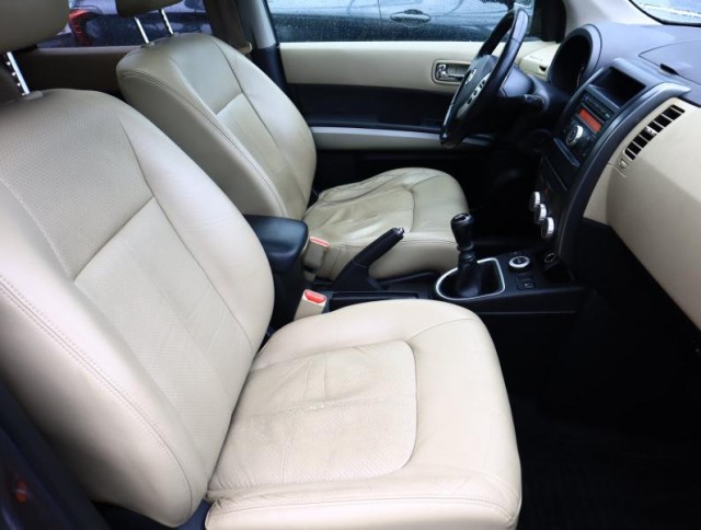 Nissan X-Trail  2.0 dCi 