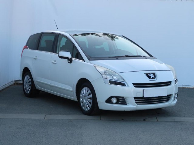 Peugeot 5008  1.6 HDi 