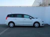 Peugeot 5008  1.6 HDi 
