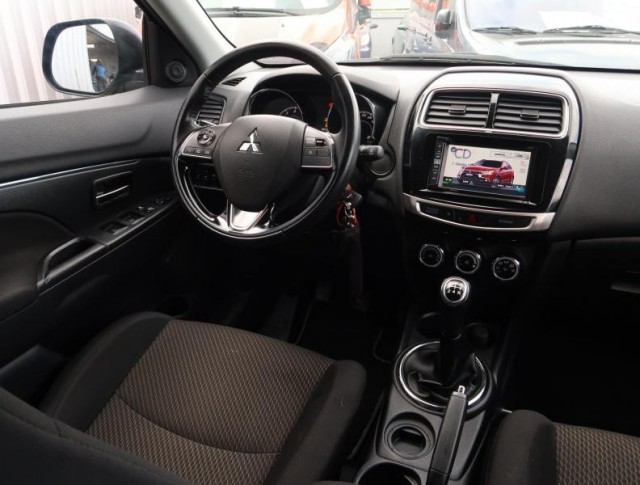 Mitsubishi ASX  1.6 MIVEC 
