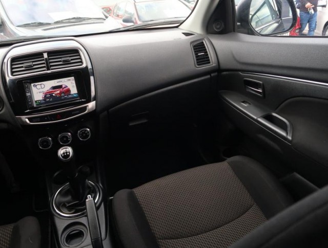 Mitsubishi ASX  1.6 MIVEC 