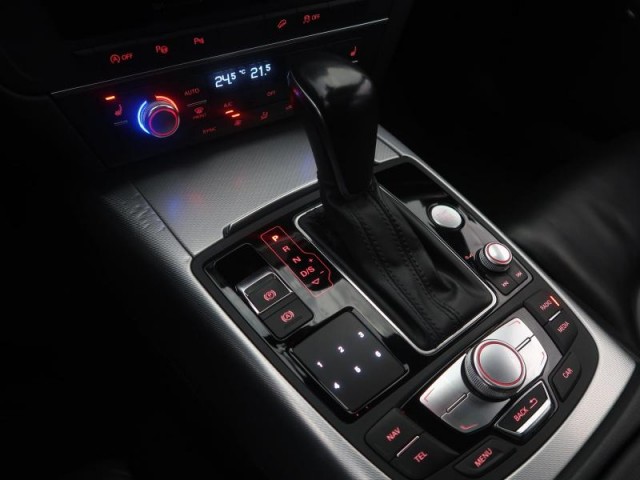 Audi A6 Allroad  3.0 TDI 