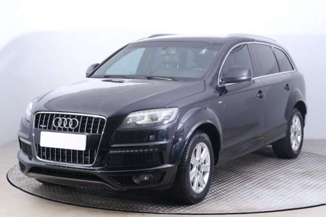 Audi Q7  3.0 TDI 