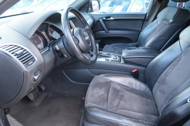 Audi Q7  3.0 TDI 