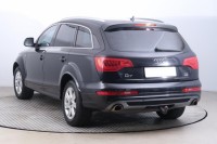 Audi Q7  3.0 TDI 
