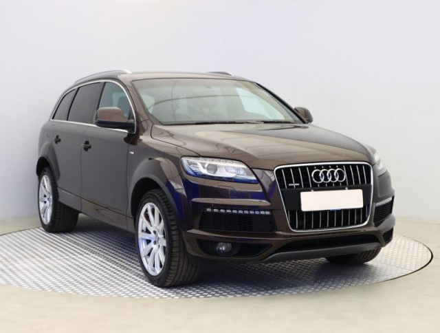 Audi Q7  3.0 TDI S-Line