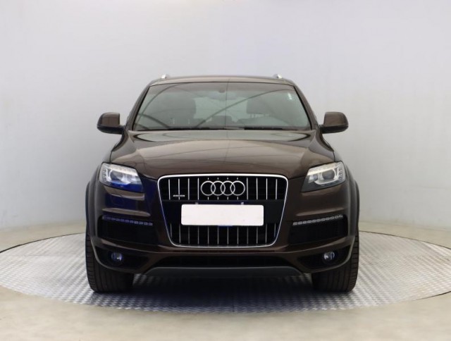 Audi Q7  3.0 TDI S-Line