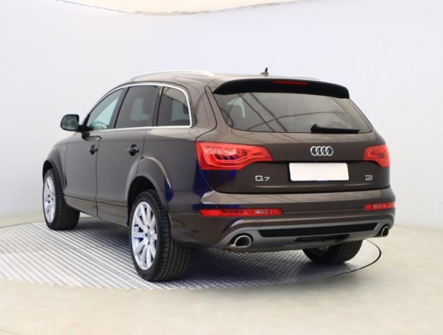 Audi Q7  3.0 TDI S-Line