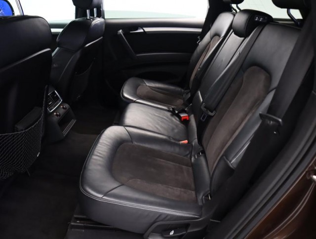 Audi Q7  3.0 TDI S-Line
