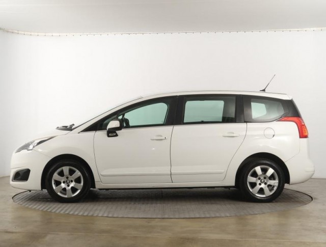 Peugeot 5008  2.0 HDI Active