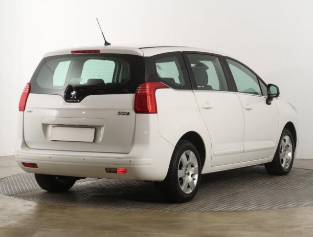 Peugeot 5008  2.0 HDI Active