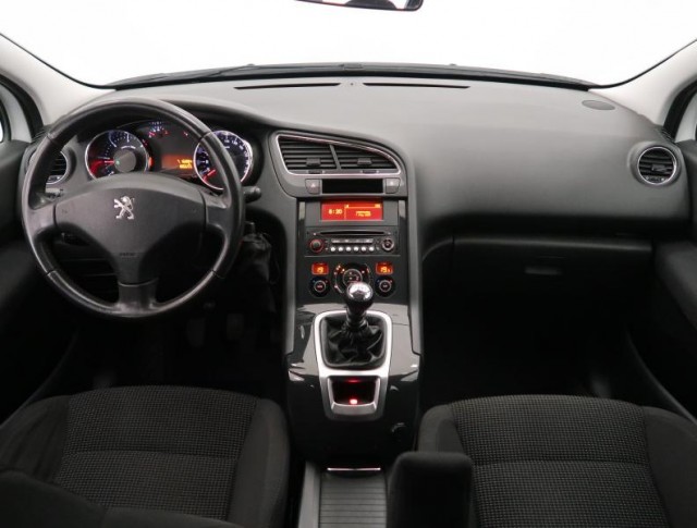 Peugeot 5008  2.0 HDI Active