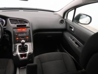 Peugeot 5008  2.0 HDI Active
