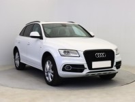 Audi Q5  3.0 TDI S line