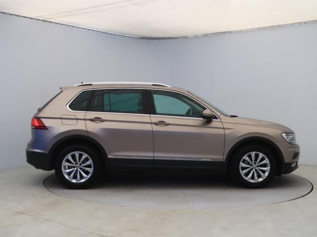 Volkswagen Tiguan  1.5 TSI Maraton Edition