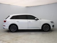 Audi Q7  3.0 TDI S-Line