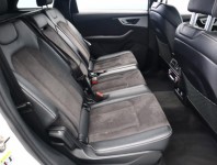 Audi Q7  3.0 TDI S-Line