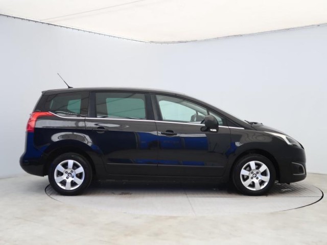 Peugeot 5008  1.6 BlueHDi Active Pack