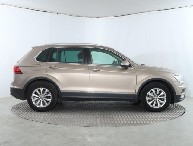 Volkswagen Tiguan  2.0 TDI Comfortline