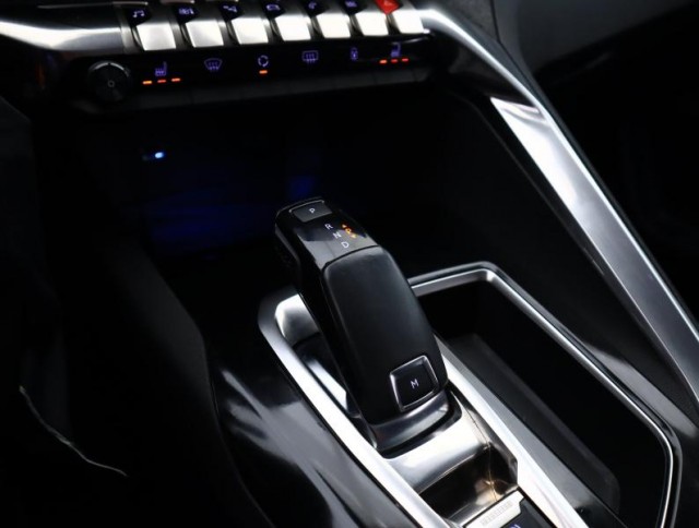Peugeot 3008  1.6 BlueHDi 
