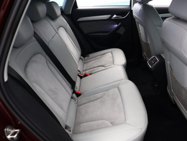 Audi Q3  2.0 TDI Sport