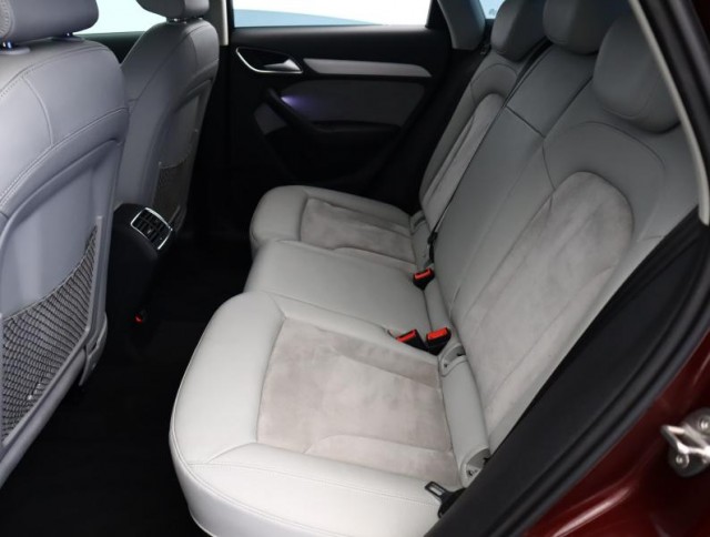 Audi Q3  2.0 TDI Sport