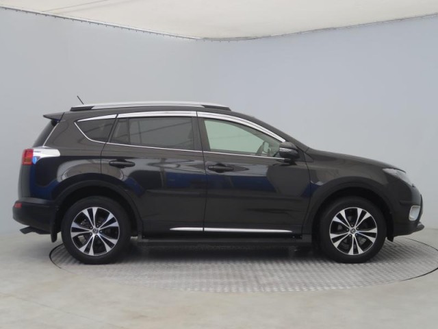 Toyota RAV 4  2.2 D-4D 