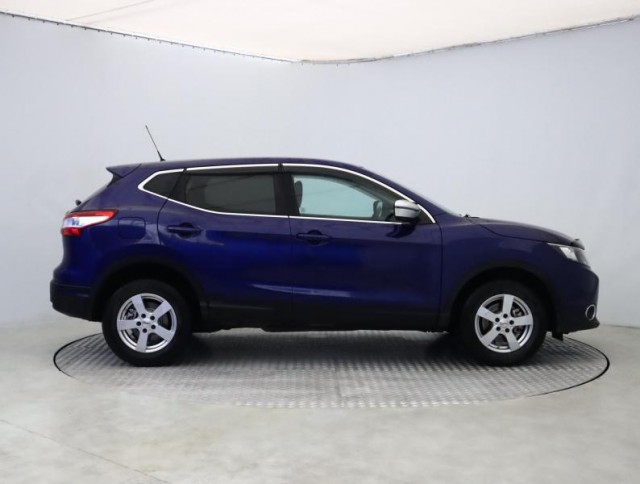 Nissan Qashqai  1.6 DIG-T 