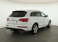Audi Q7  3.0 TDI S-Line