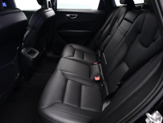 Volvo XC60  D4 Momentum