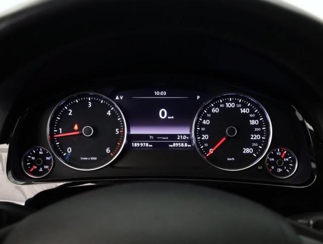Volkswagen Touareg  3.0 TDI 