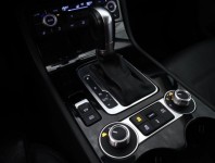 Volkswagen Touareg  3.0 TDI 