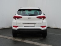 Hyundai Tucson  1.7 CRDi Trikolor