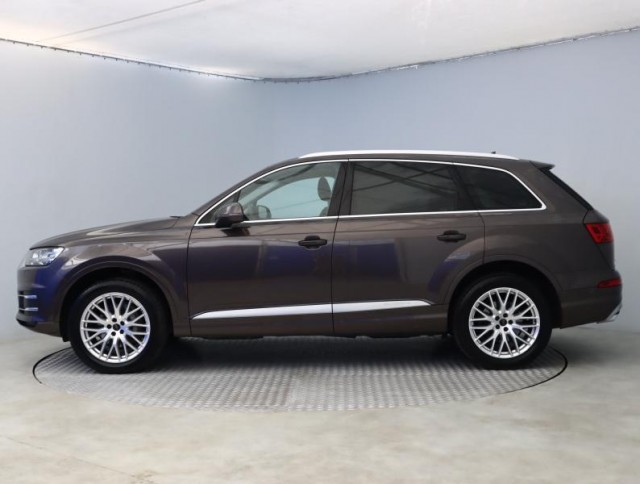 Audi Q7  3.0 TDI 