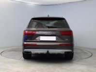Audi Q7  3.0 TDI 