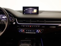 Audi Q7  3.0 TDI 