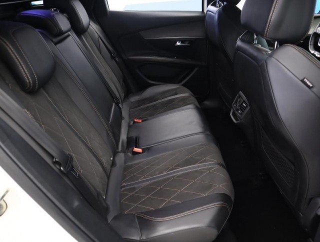 Peugeot 3008  2.0 BlueHDi GT